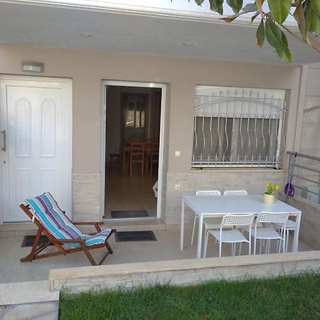 Δεσποινα Apartment Nea Peramos  Exterior photo